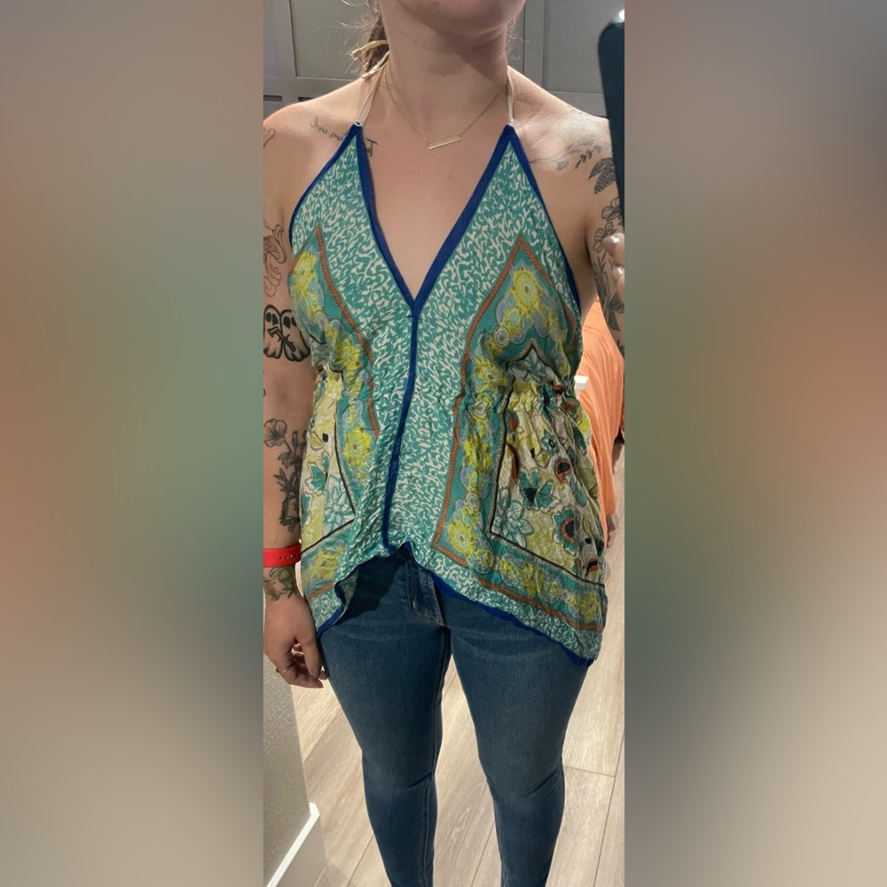 Moda International Limited Edition Floral Halter Top - Picture 4 of 8